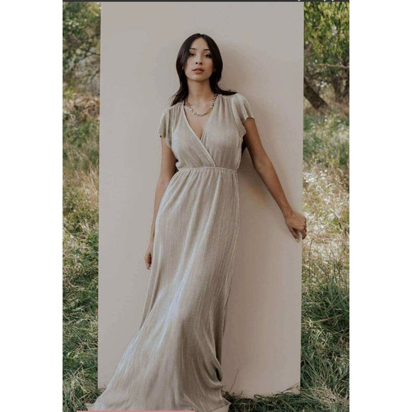 Baltic Born Dresses & Skirts - Baltic Born Dresses Baltic Born Athena Pleated Maxi Dress Size Medium Gold